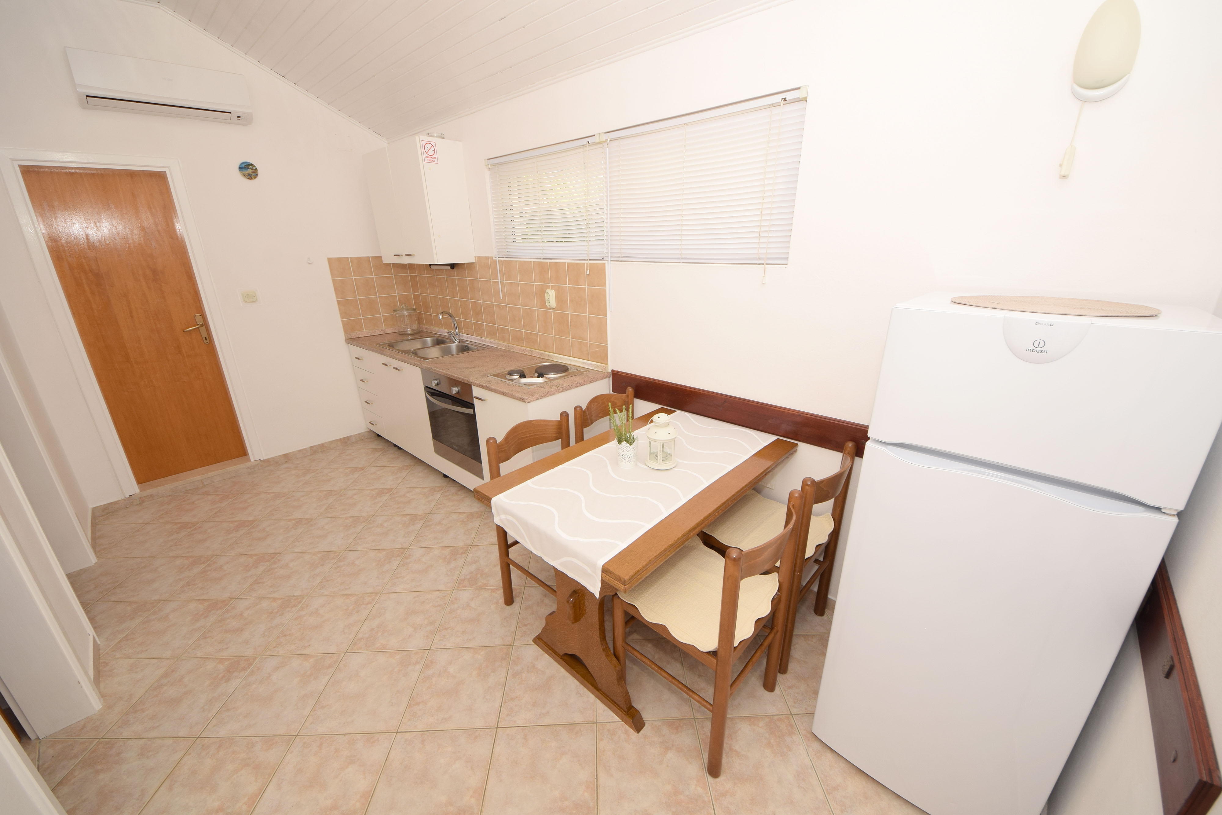 Two bedroom apartment near beach Podobuče, Pelješac (A-631-b) Two bedroom apartment near beach Podobuče, Pelješac (A-631-b)