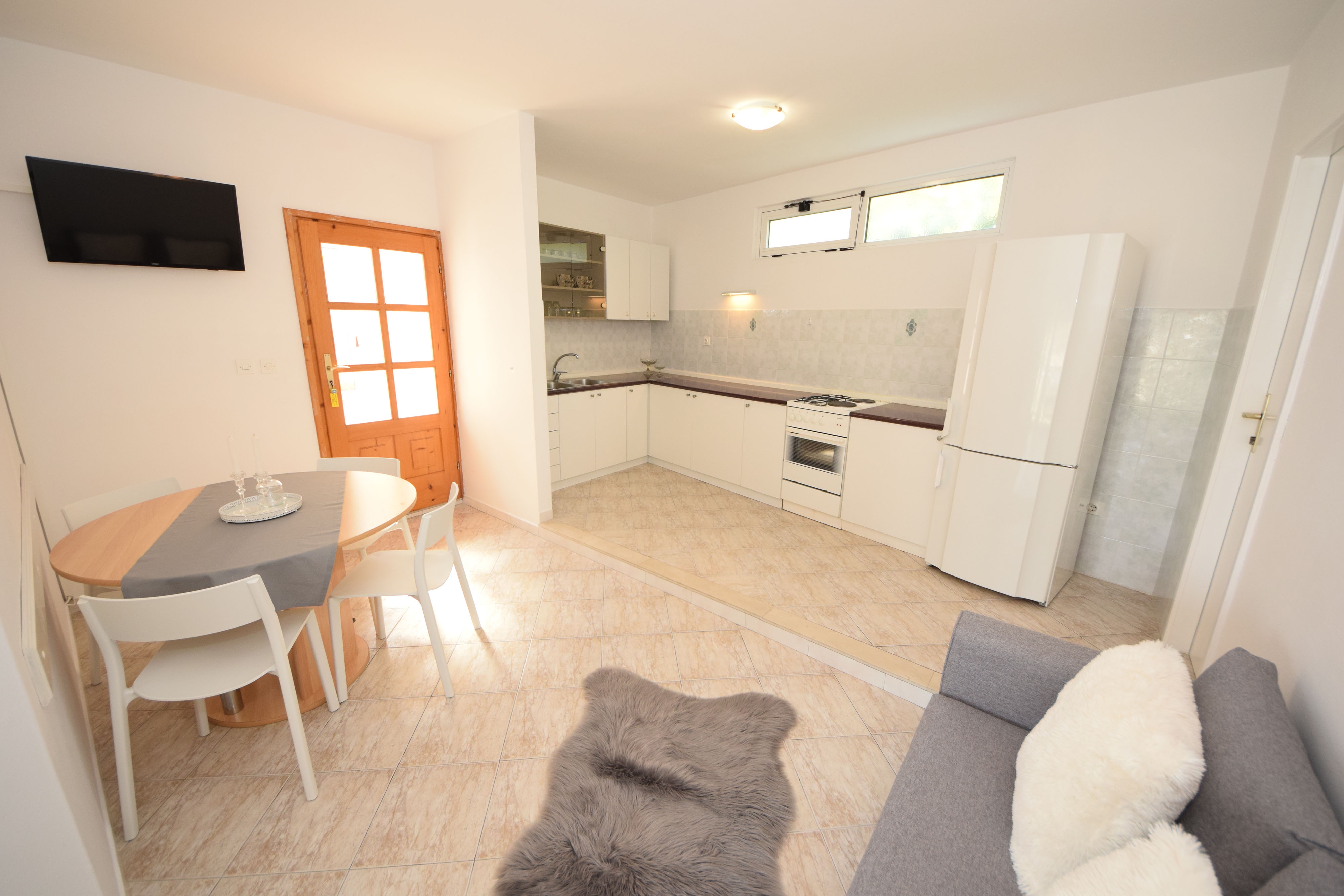 Two bedroom apartment near beach Podobuče, Pelješac (A-631-d)