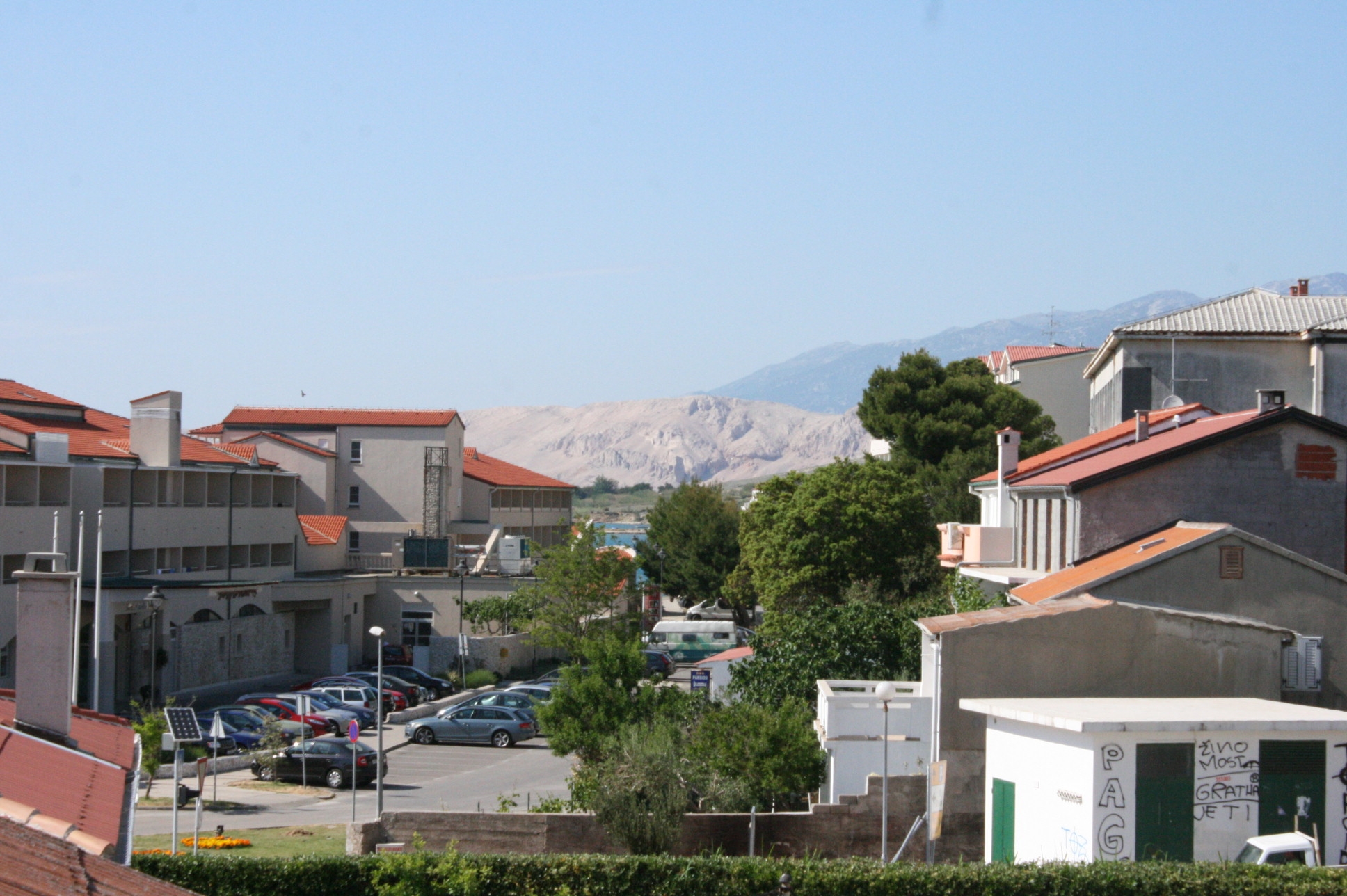Two bedroom apartment with terrace and sea view Pag  A-b
