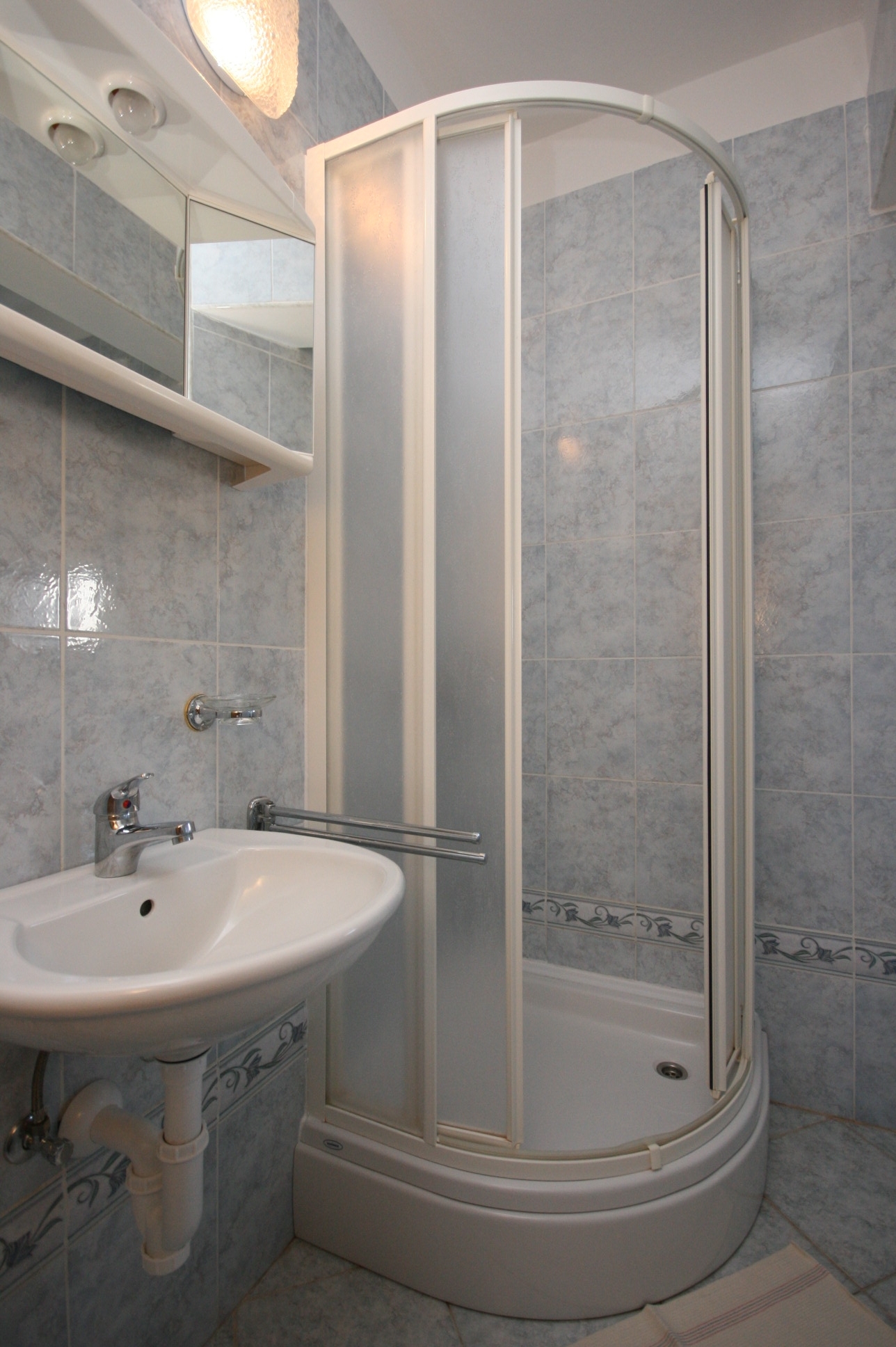 Two bedroom apartment with terrace and sea view Pag  A-b