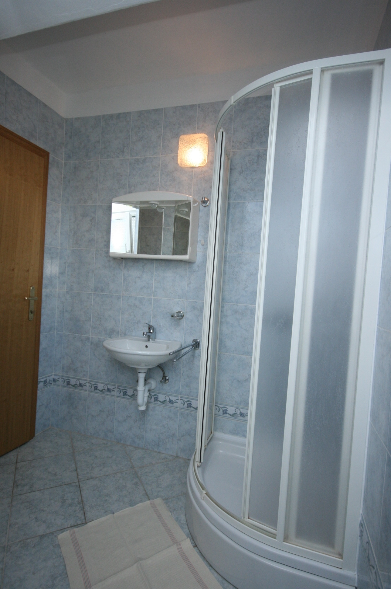 Two bedroom apartment with terrace and sea view Pag  A-b