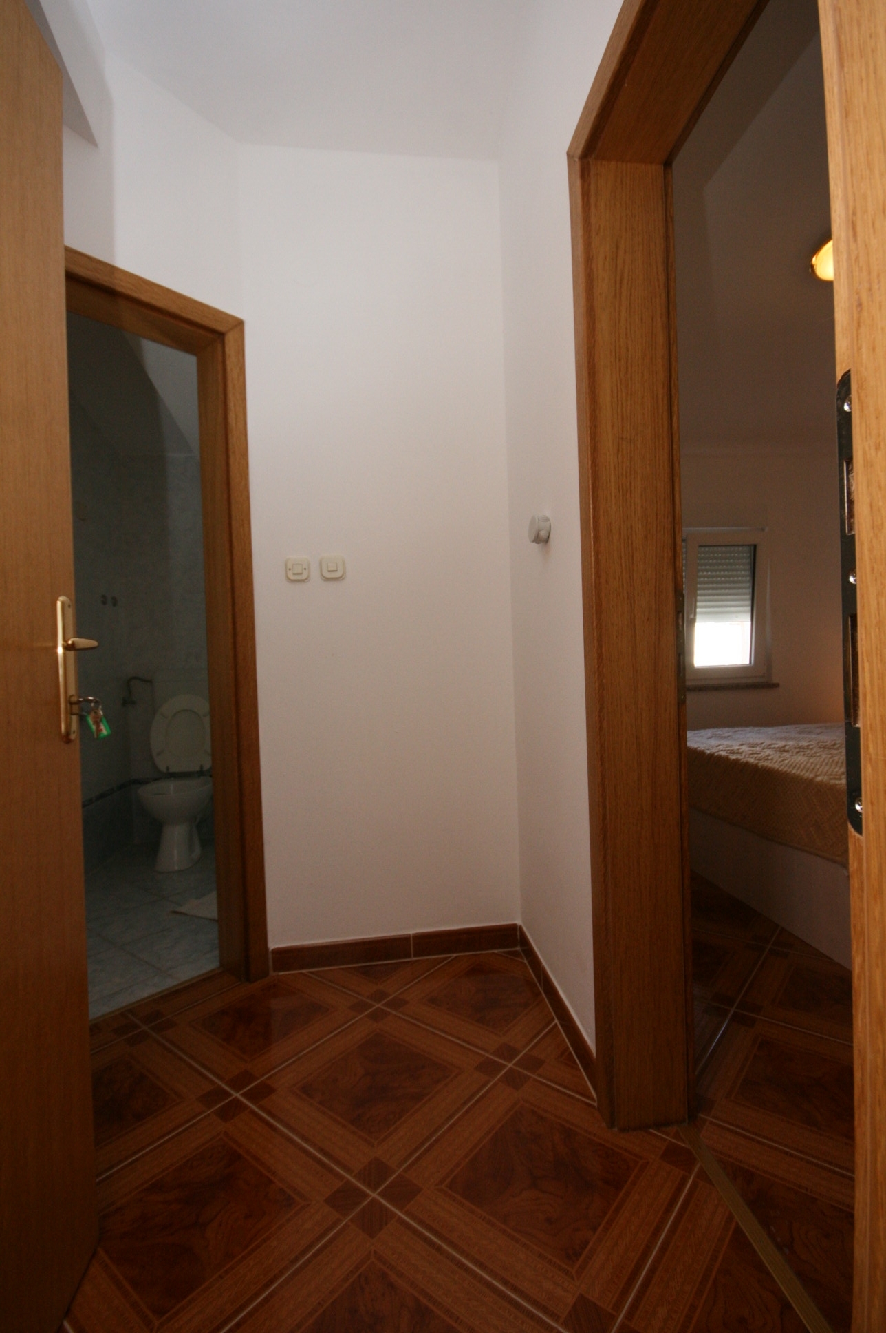 Two bedroom apartment with terrace and sea view Pag  A-d