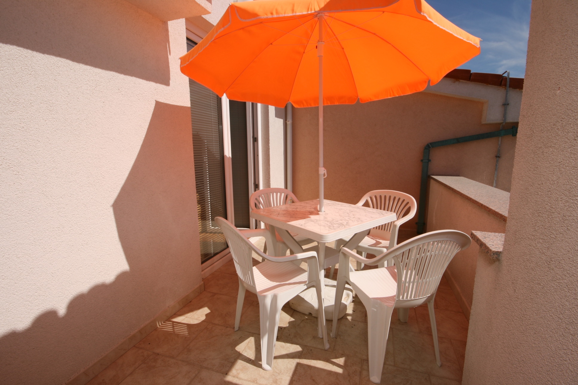 Two bedroom apartment with terrace and sea view Pag  A-d