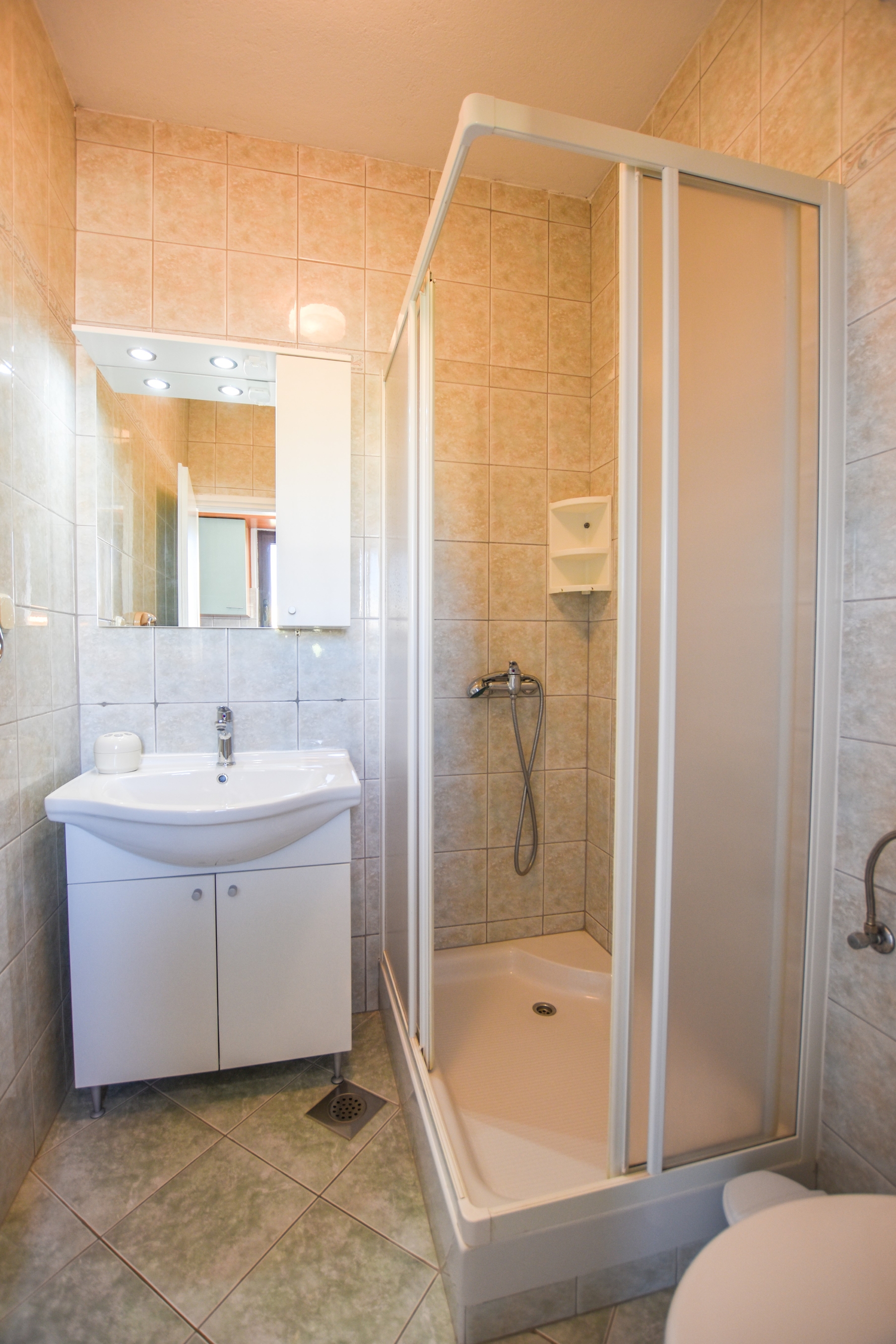 One bedroom apartment with terrace and sea view Pag (A-6316-a)