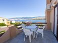 Pag, Terrasse dans l’hébergement en type apartment, avec la vue sur la mer et WiFi.