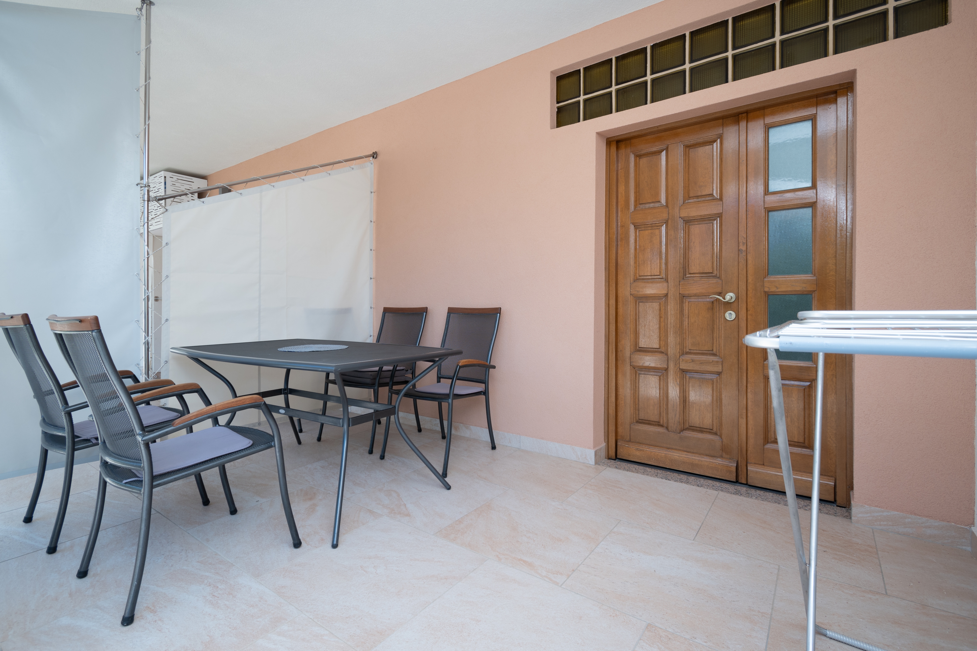 Two bedroom apartment with terrace Novalja, Pag  A-a