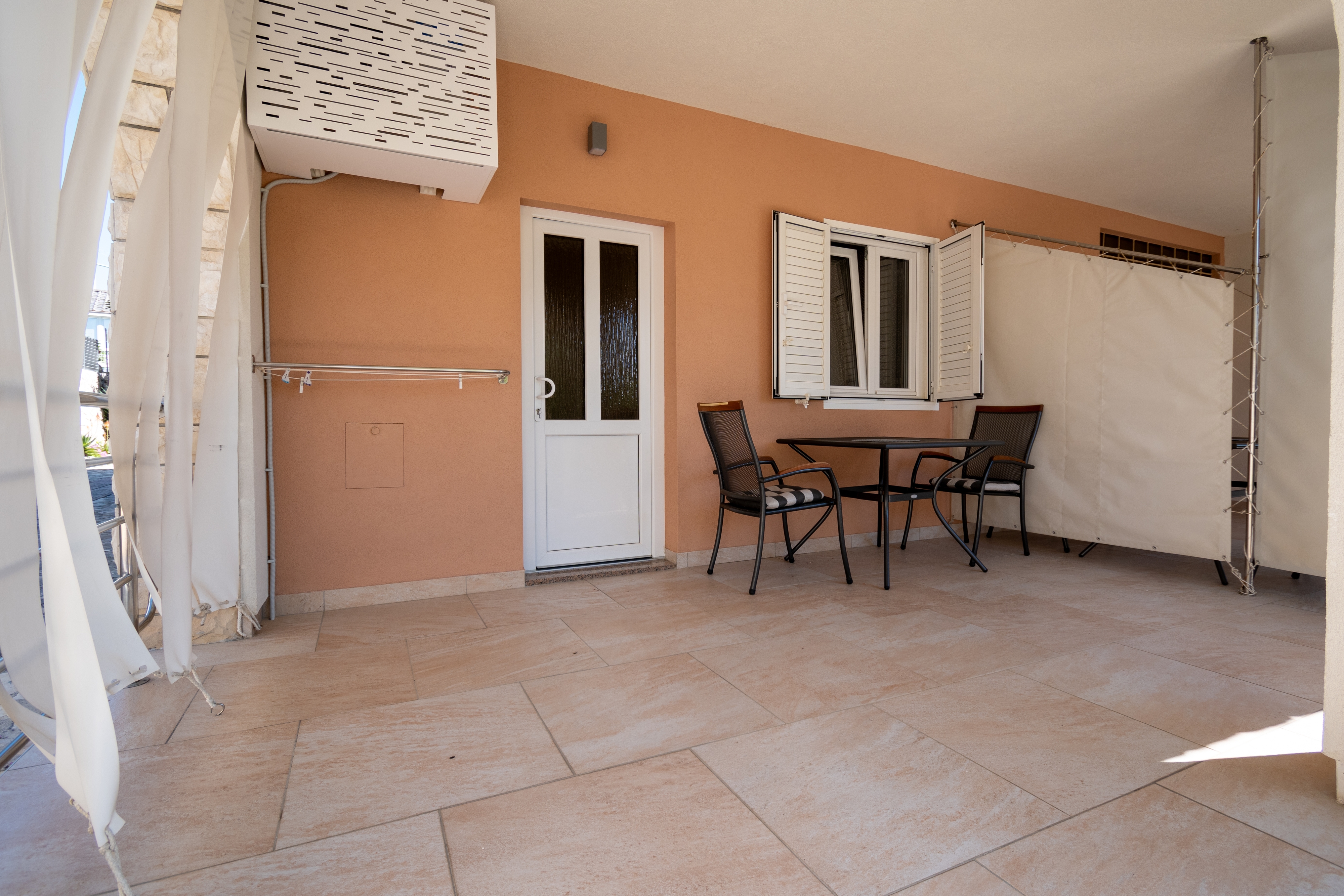 One bedroom apartment with terrace Novalja, Pag  A-b