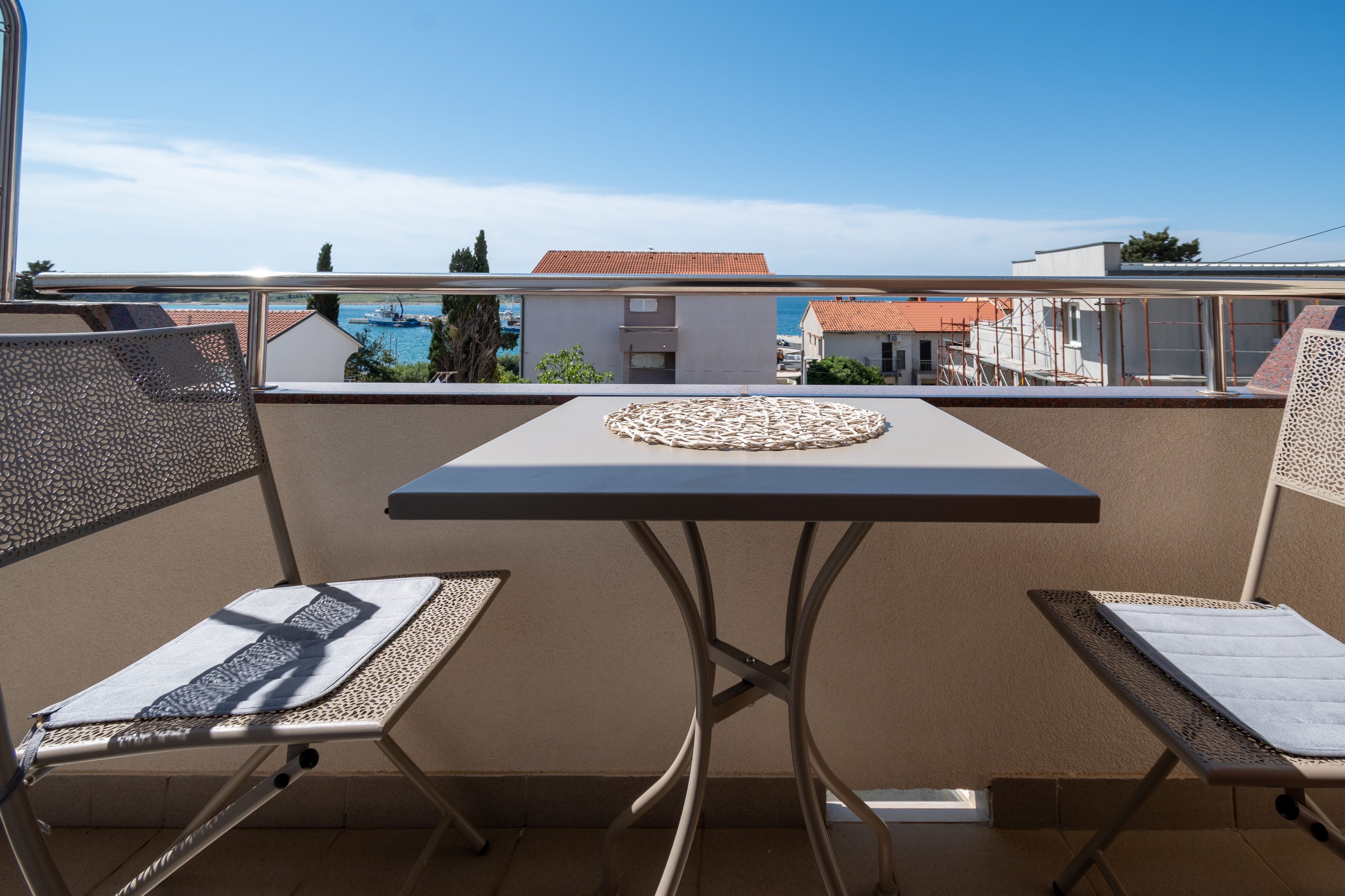 One bedroom apartment with balcony and sea view Novalja, Pag  A-c