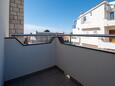 Balkon 2 Novalja, Balkon 2 v ubytování typu apartment, s výhledem na moře a WiFi.