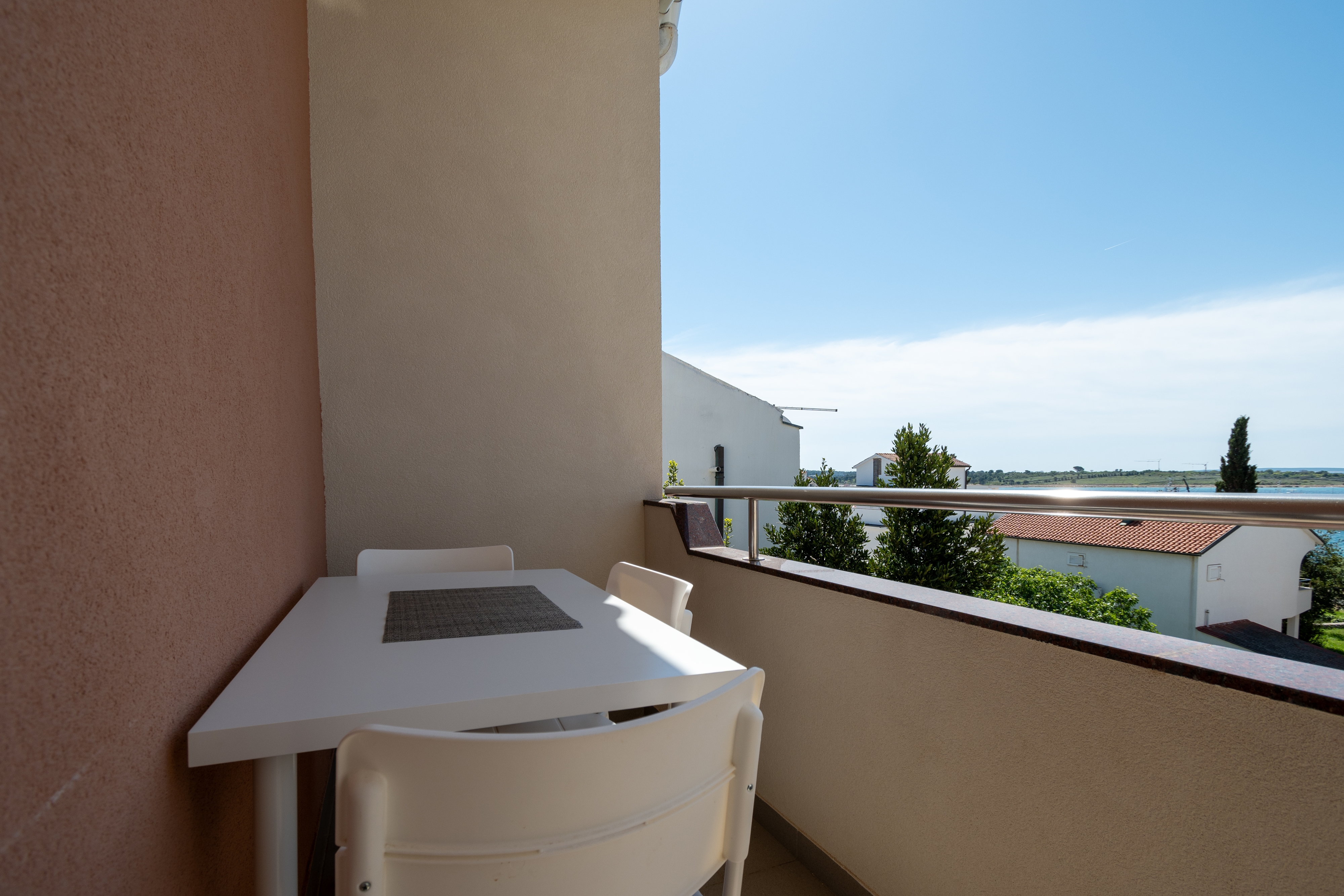 One bedroom apartment with balcony and sea view Novalja, Pag  A-e