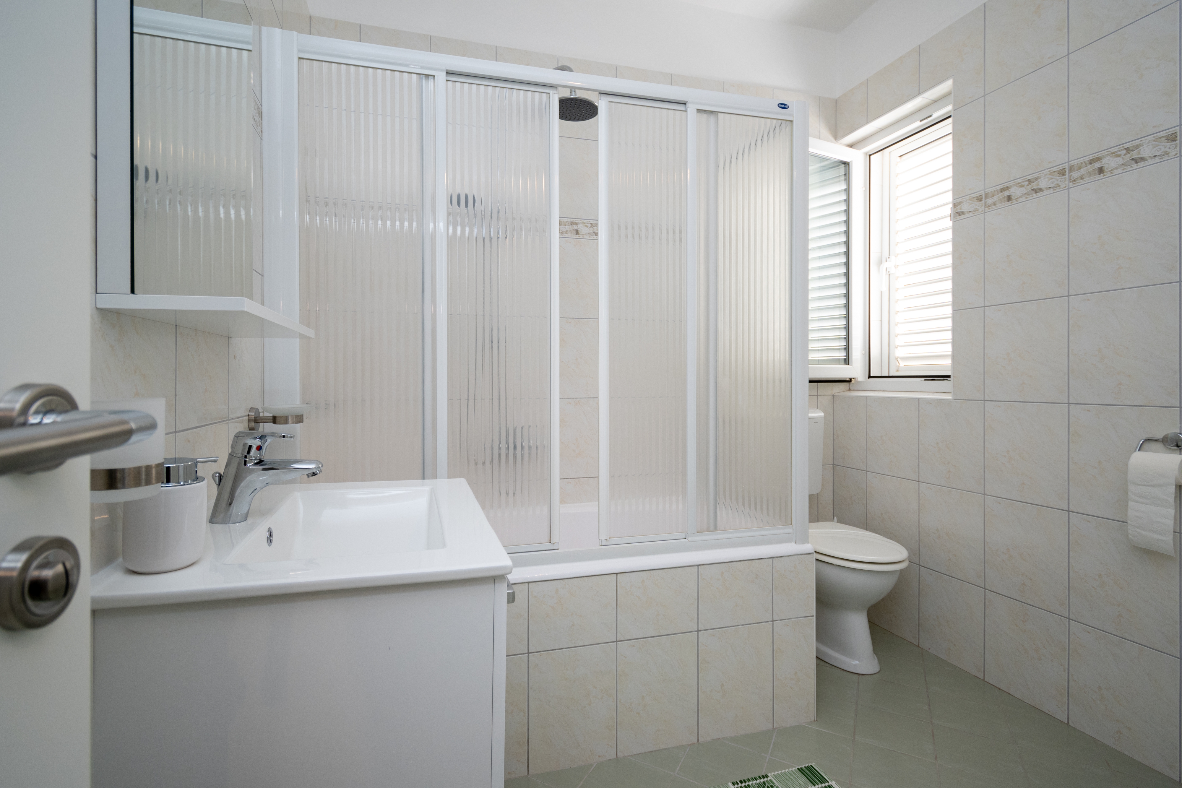 One bedroom apartment with balcony and sea view Novalja, Pag  A-e