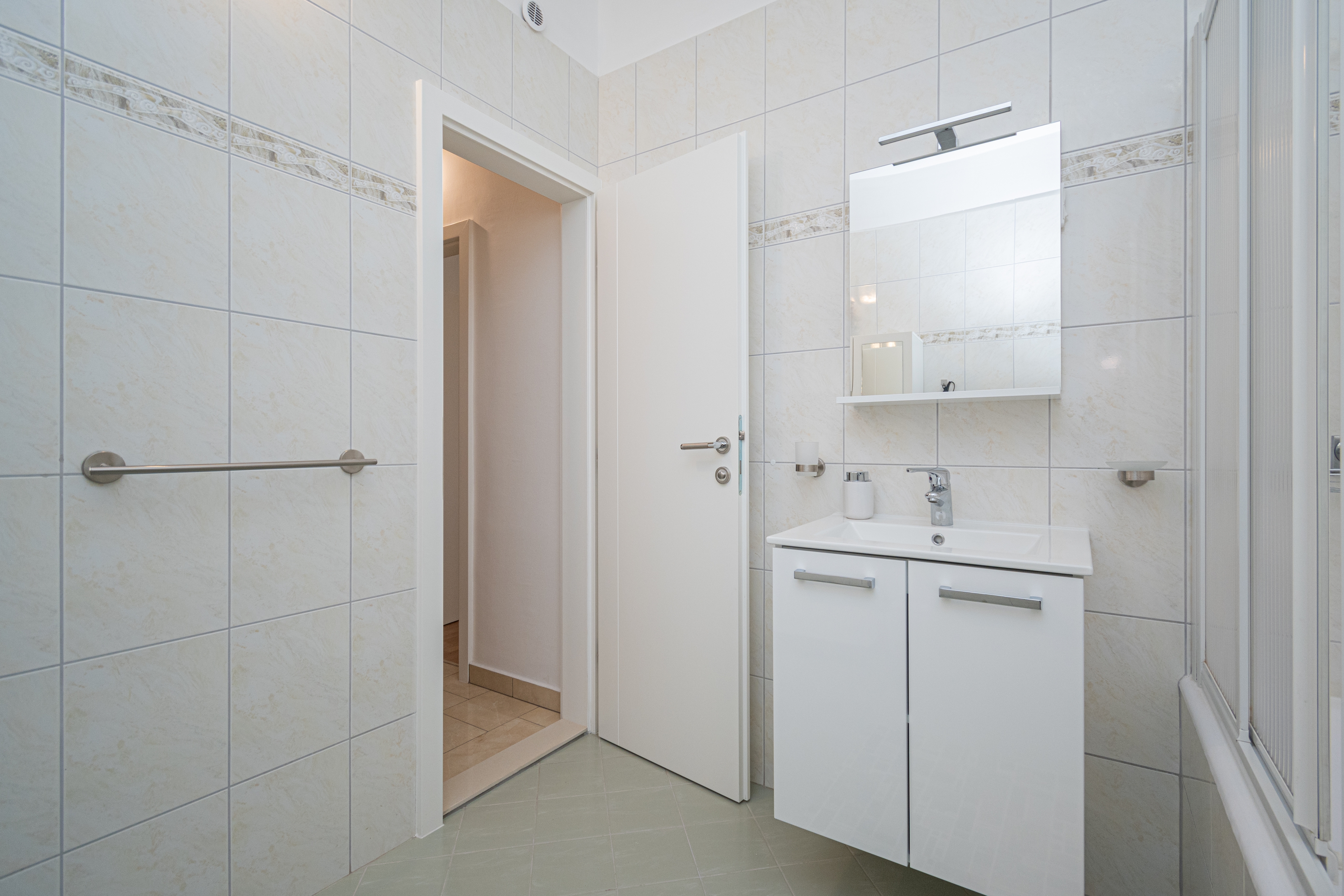 One bedroom apartment with balcony and sea view Novalja, Pag  A-e