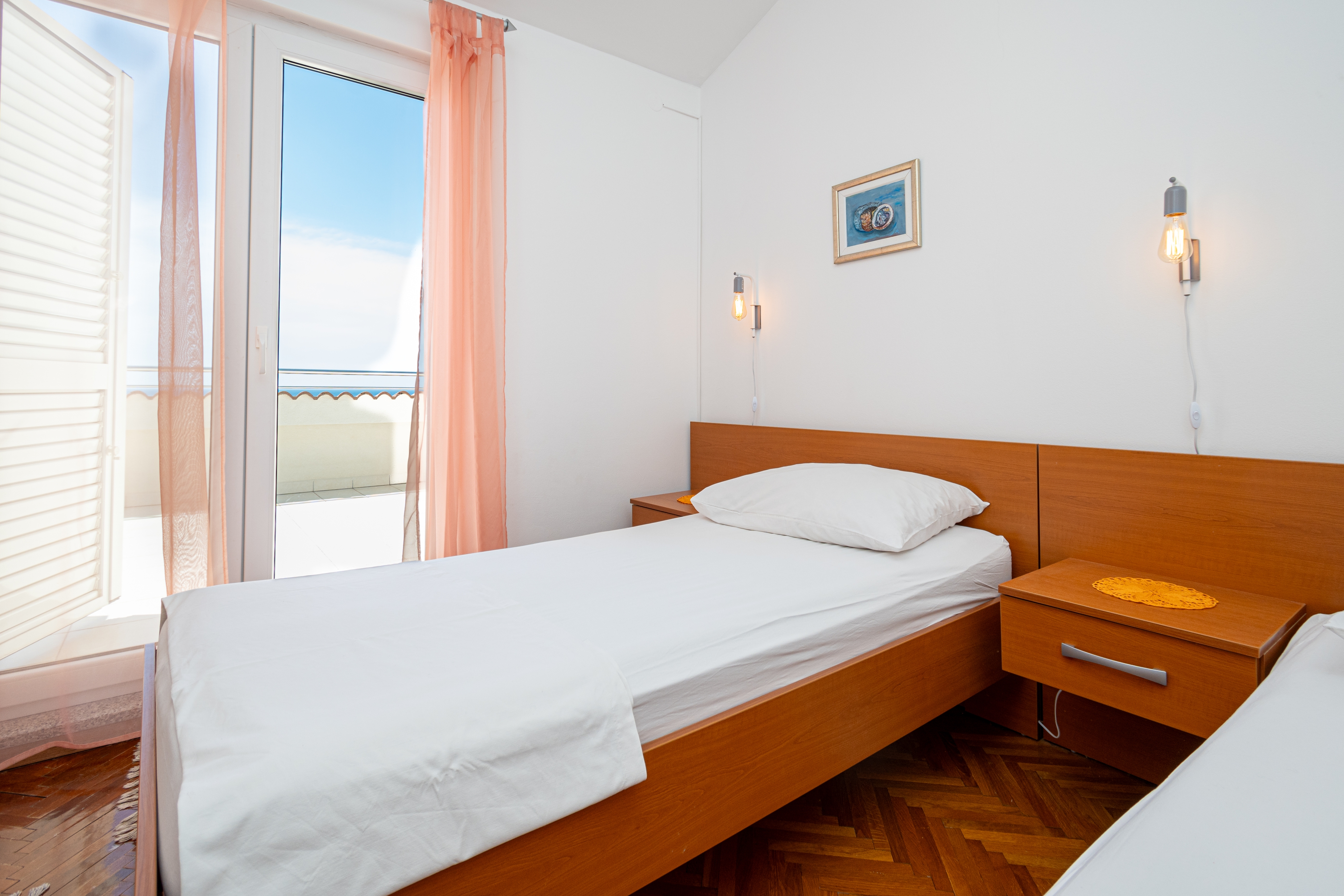 Two bedroom apartment with terrace and sea view Novalja, Pag  A-f