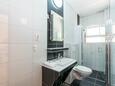 Ванная комната Stara Novalja, Ванная комната в размещении типа apartment, WiFi.
