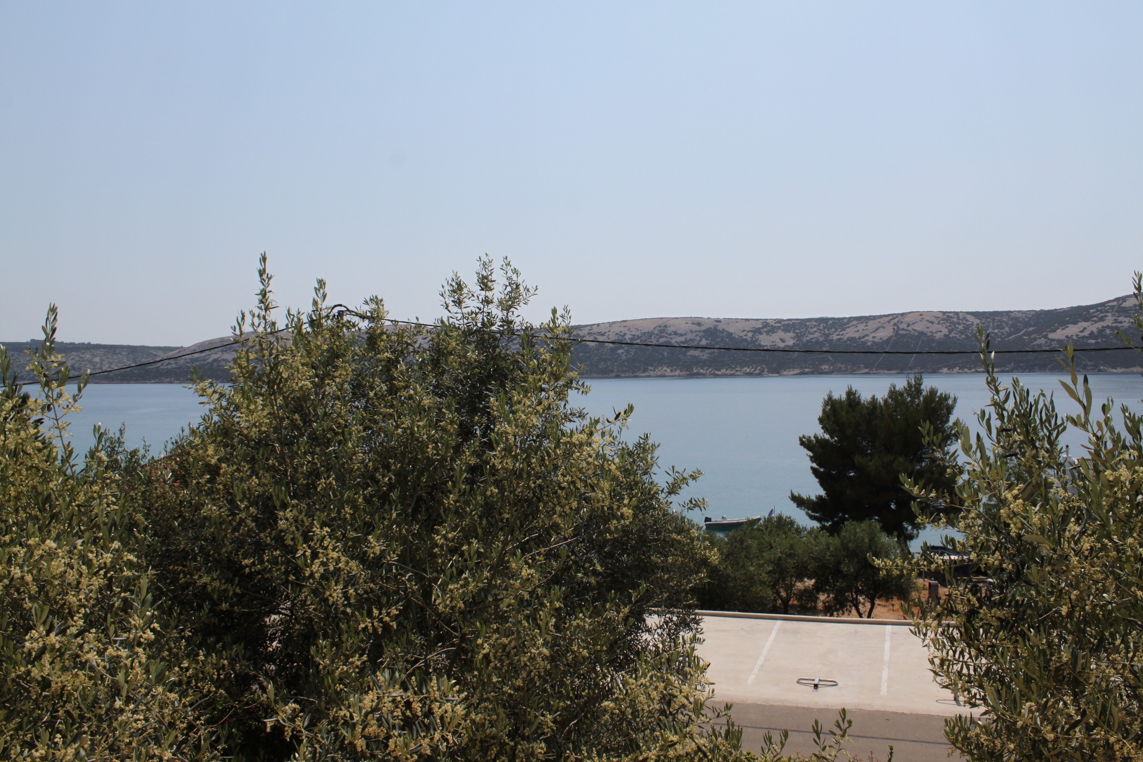 Two bedroom apartment with terrace and sea view Stara Novalja, Pag  A-b