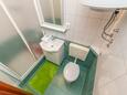 Ванная комната 1 Stara Novalja, Ванная комната 1 в размещении типа apartment, WiFi.