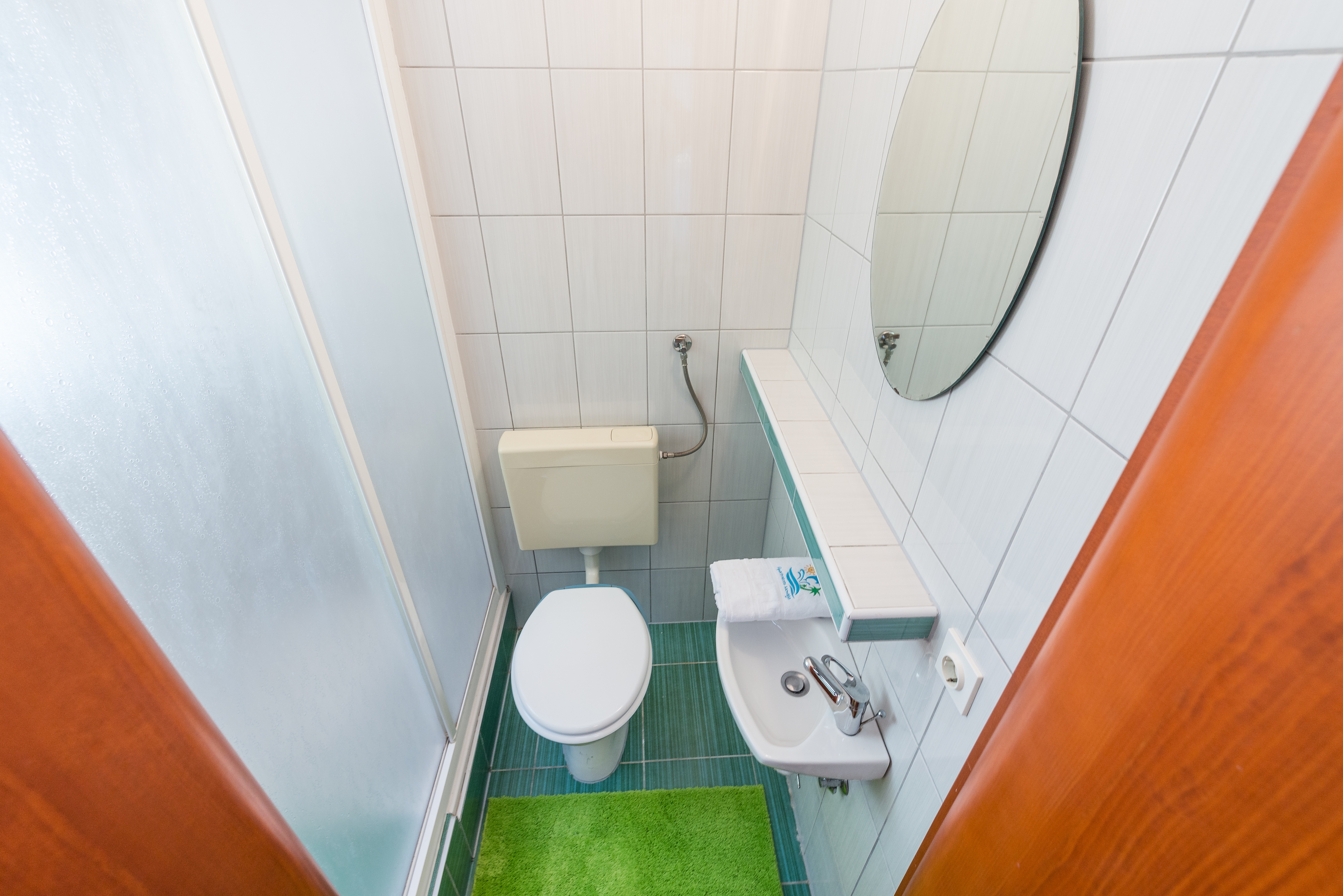 Three bedroom apartment with terrace and sea view Stara Novalja, Pag  A-c