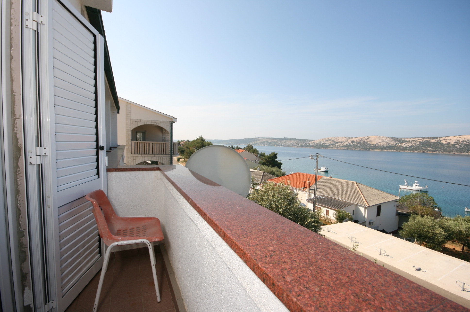 One bedroom apartment with balcony and sea view Stara Novalja, Pag  A-f