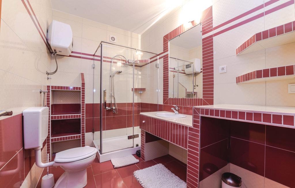 Two bedroom apartment with terrace and sea view Stara Novalja, Pag  A-g