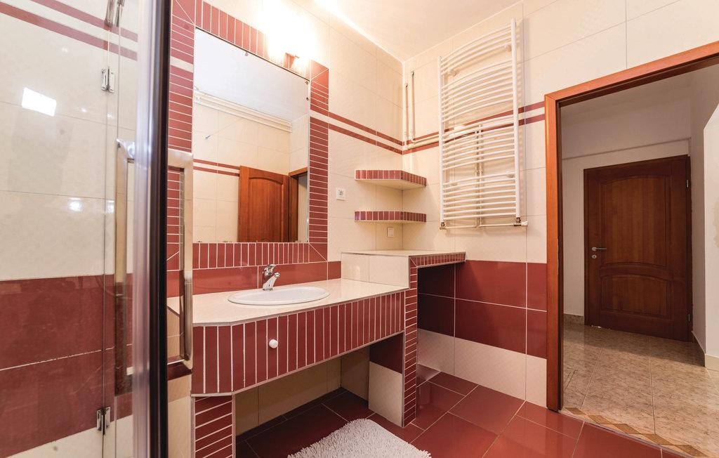 Two bedroom apartment with terrace and sea view Stara Novalja, Pag  A-g