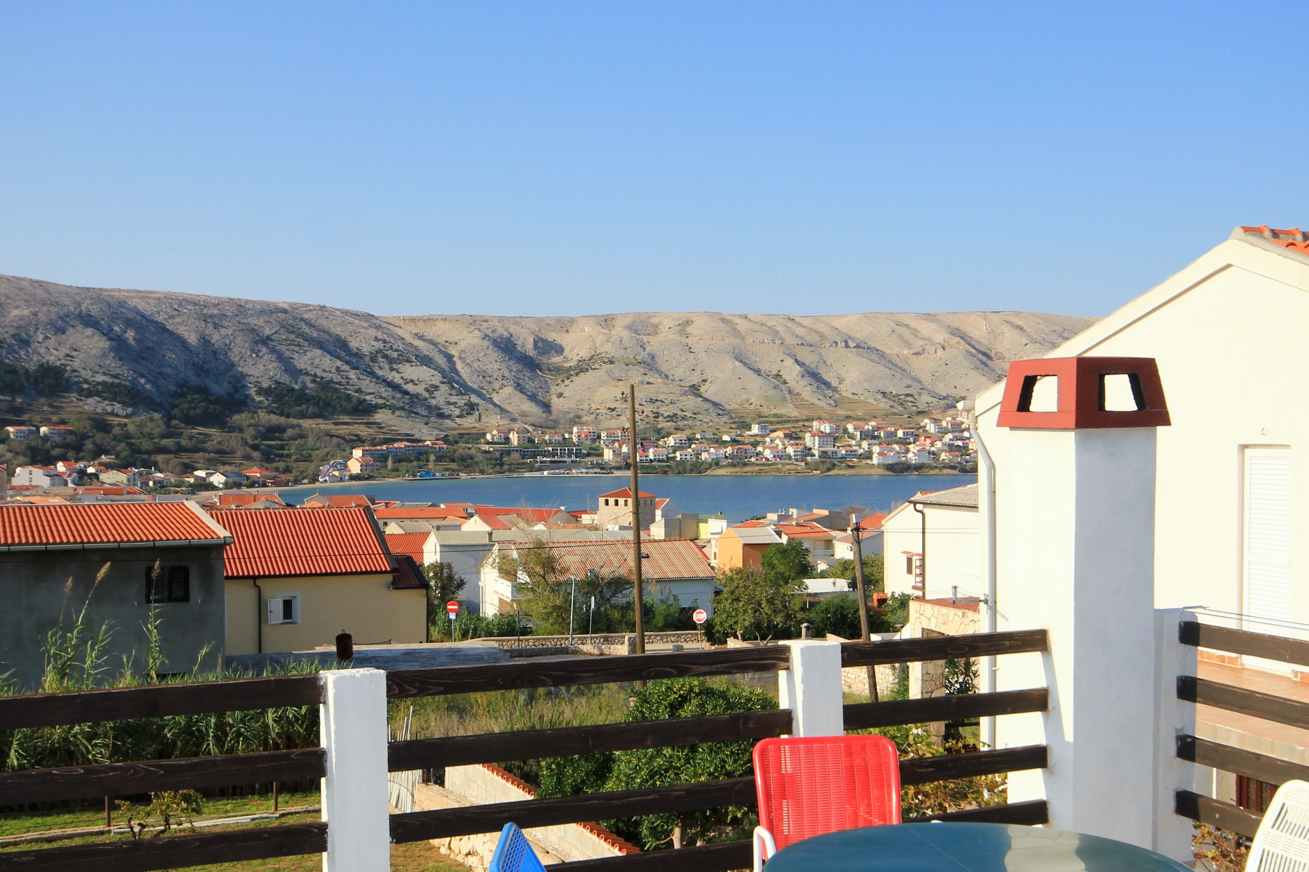Dvosobni apartman s terasom Pag  A-c