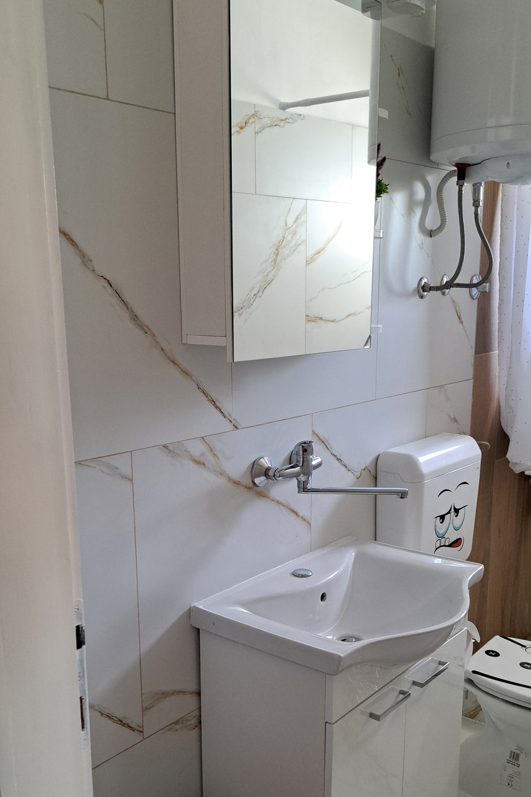 Dvosobni apartman s terasom Pag  A-c