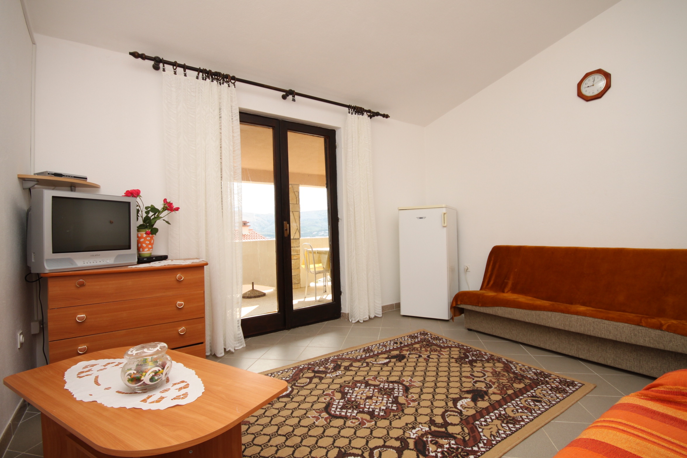 One bedroom apartment with terrace and sea view Pag  A-b