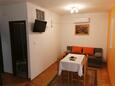 Pag, Dining room in the apartment, air condition available, (pet friendly) and WiFi.