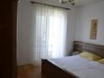 Spalnica 1 Kustići, Spalnica 1 v nastanitvi vrste apartment, Hišni ljubljenčki dovoljeni in WiFi.