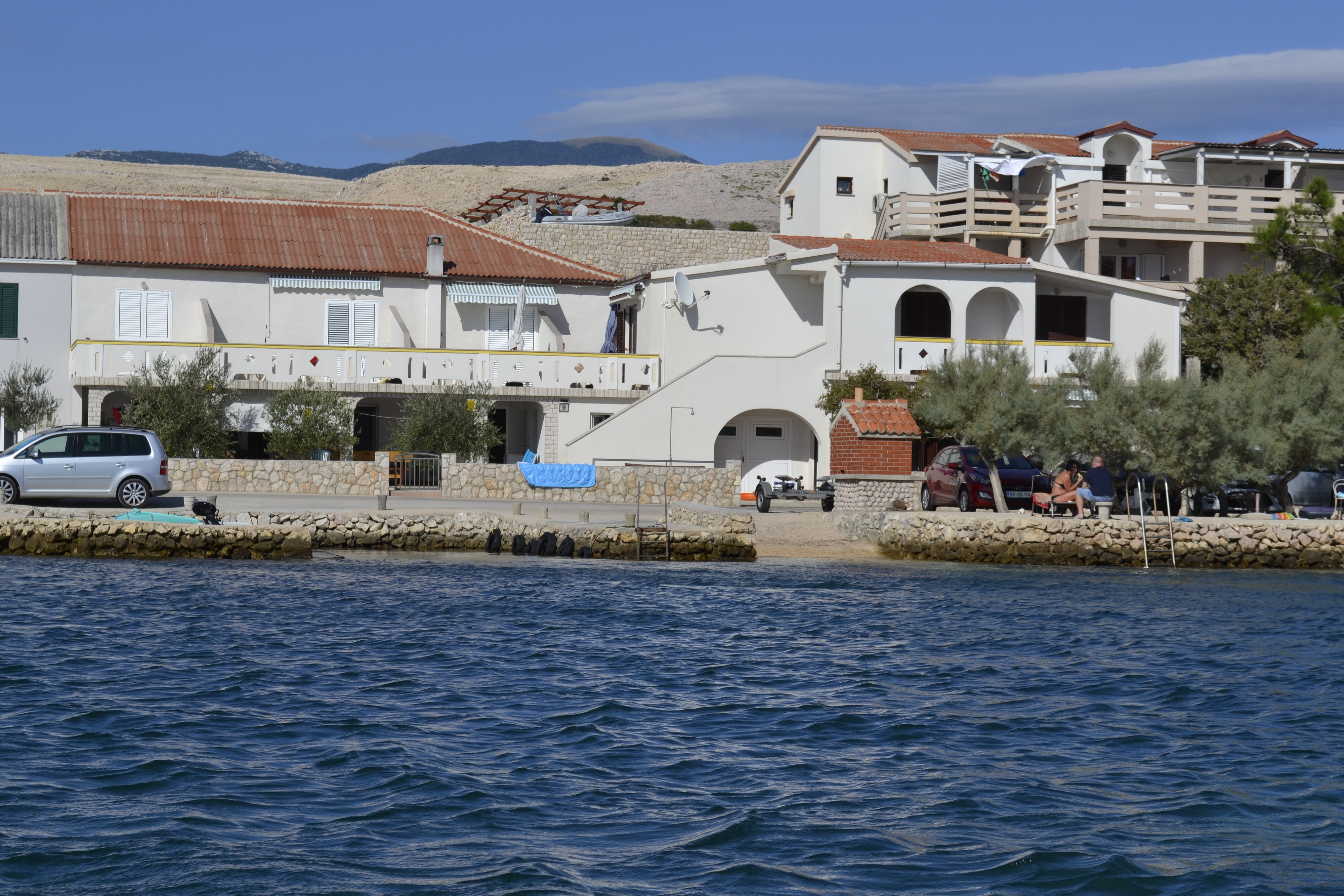 One bedroom apartment near beach Kustići, Pag (A-6335-e)