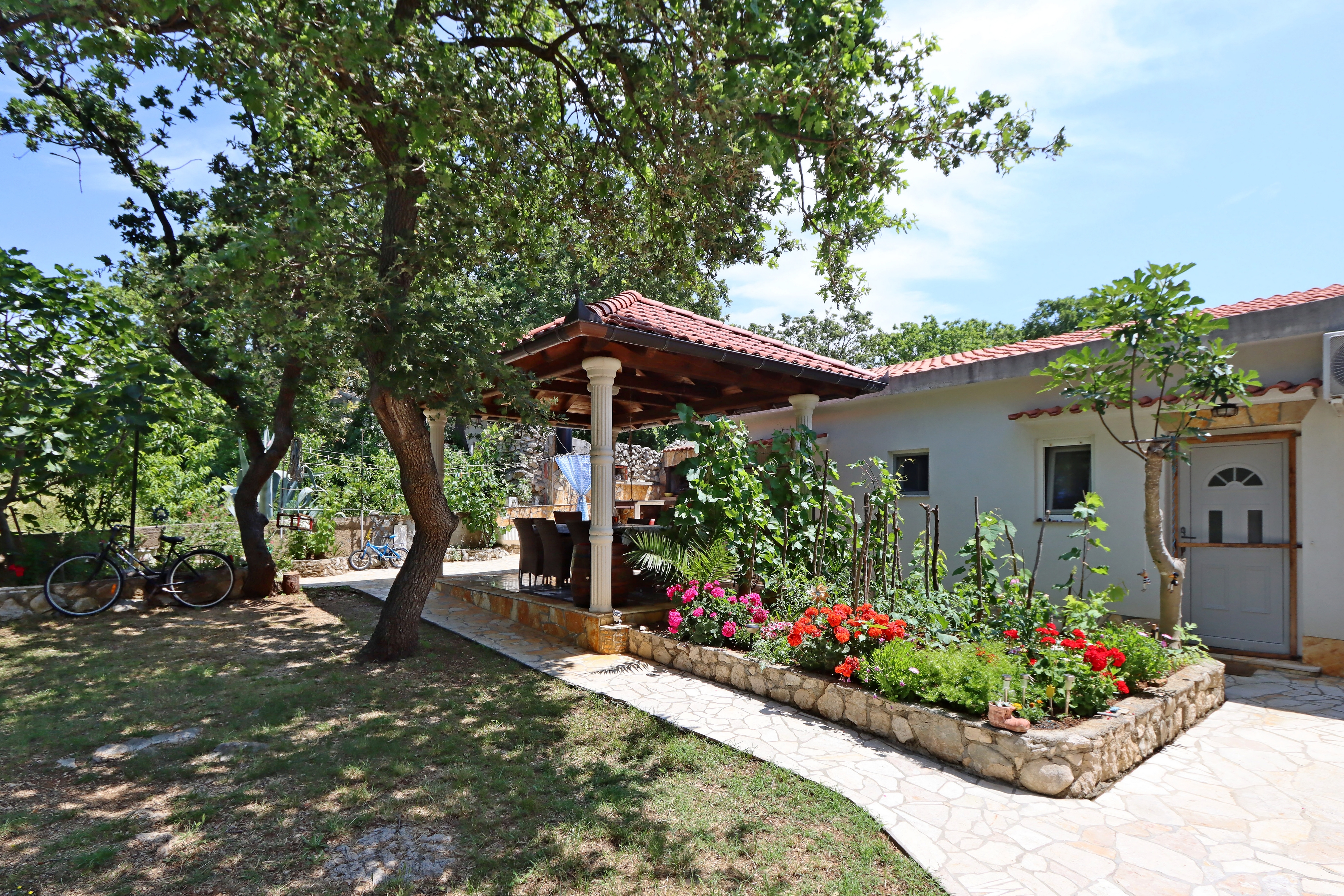 Two bedroom apartment with terrace Potočnica, Pag (A-6338-c) Two bedroom apartment with terrace Potočnica, Pag (A-6338-c)