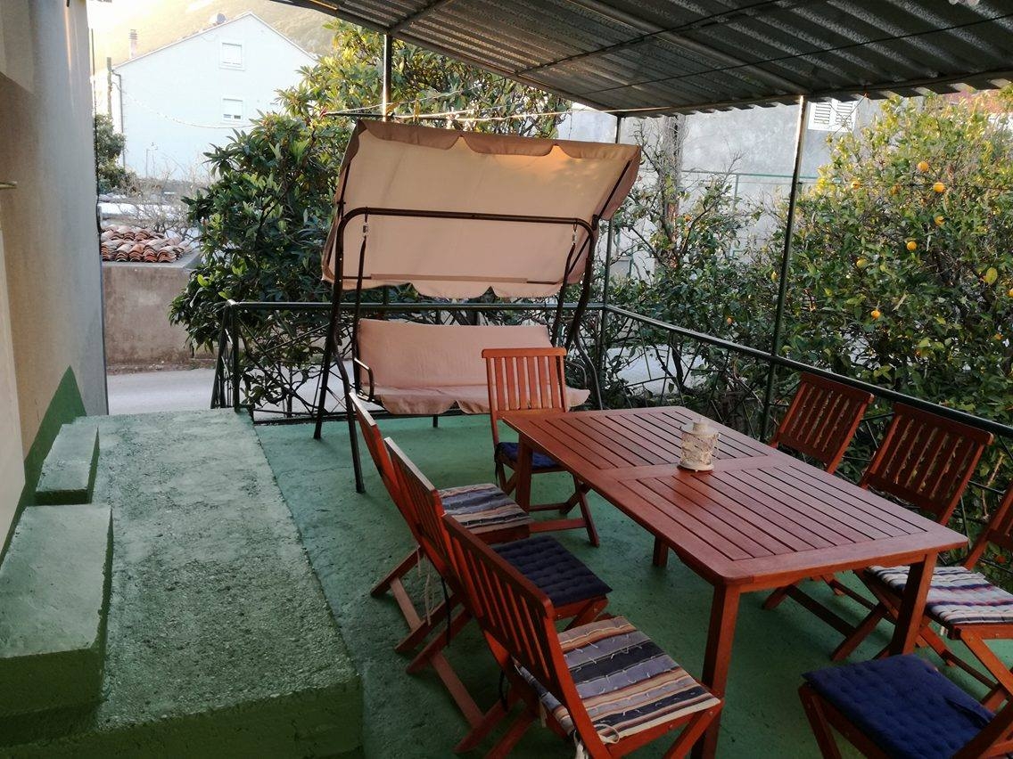 Three bedroom apartment near beach Viganj, Pelješac  A-a