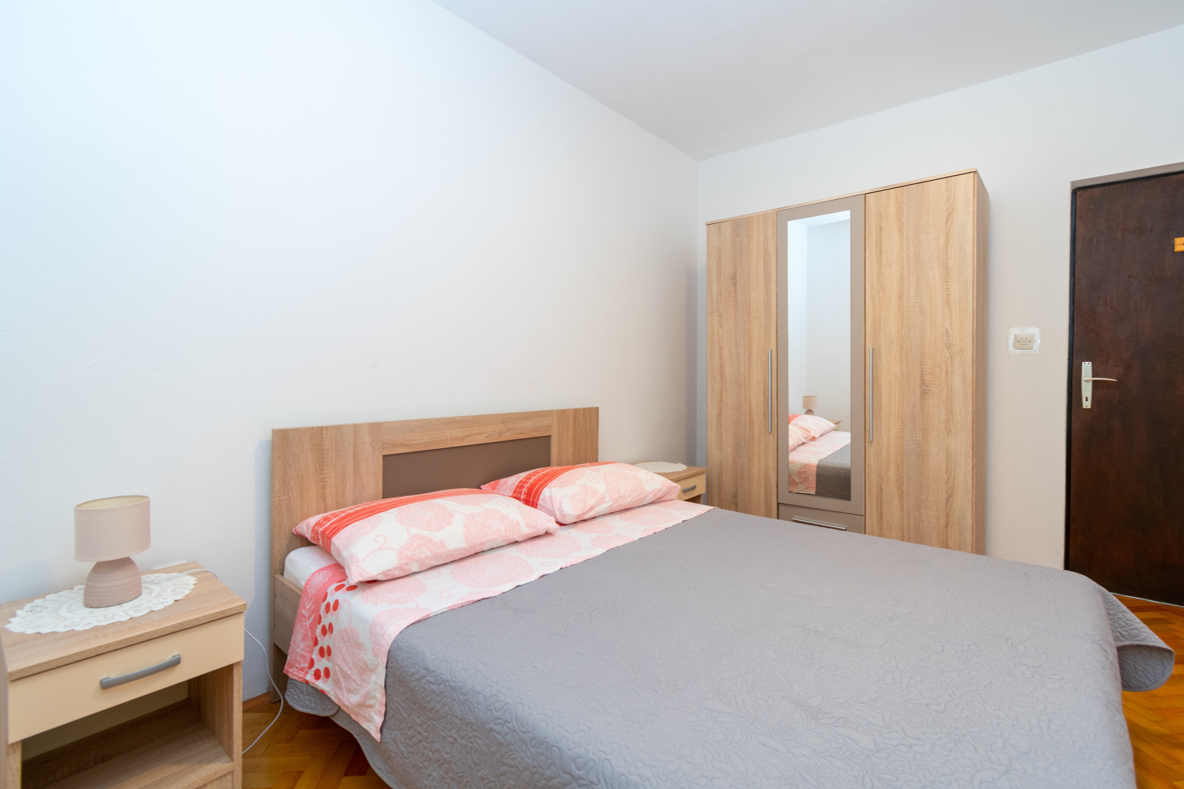 Four bedroom apartment near beach Stara Novalja, Pag  A-a