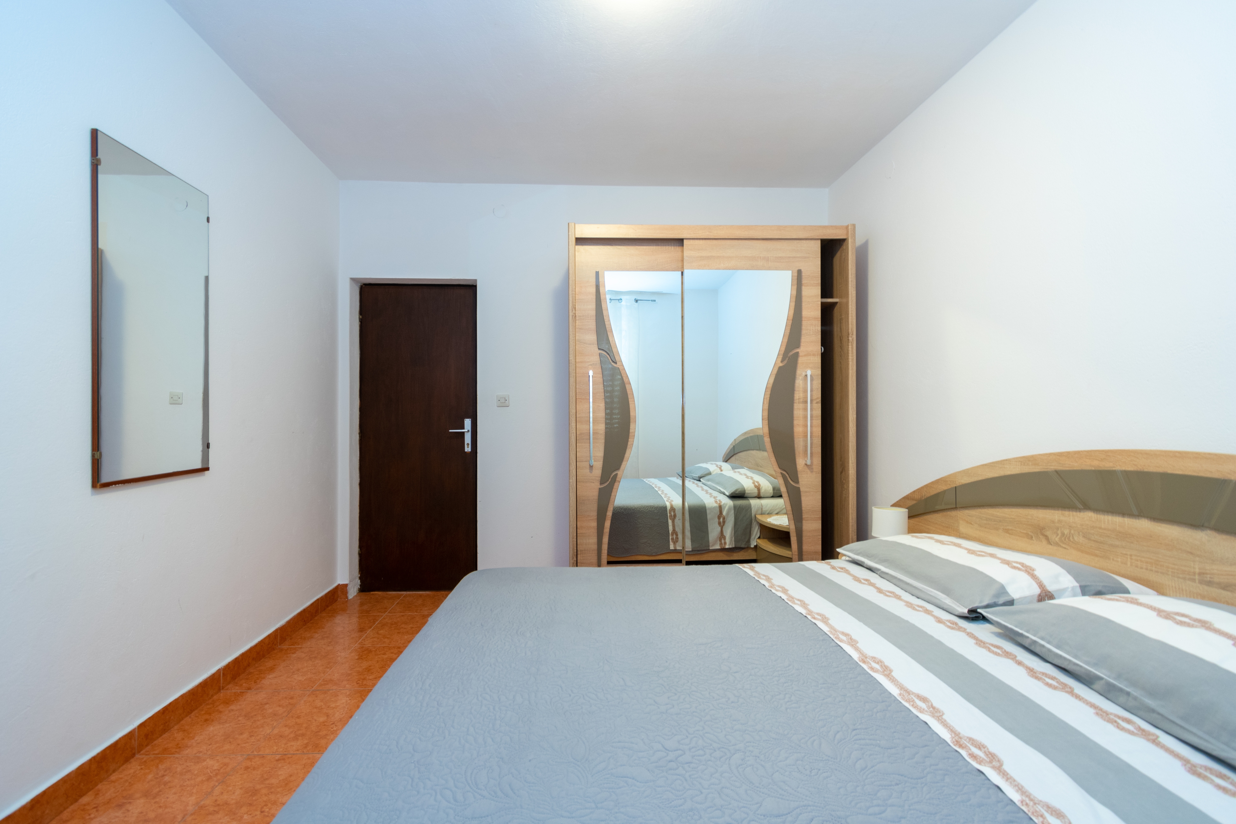 Four bedroom apartment near beach Stara Novalja, Pag  A-a
