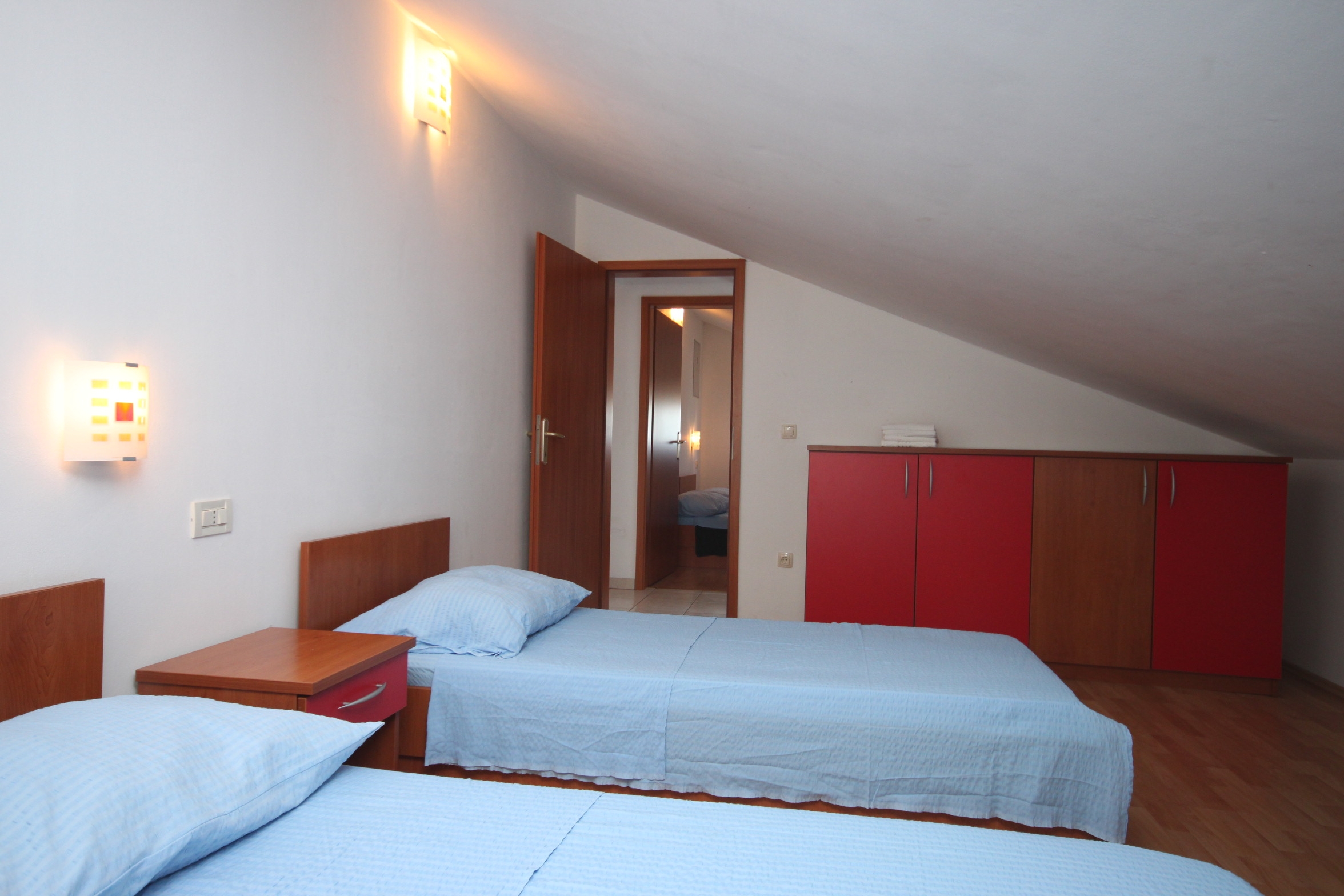 Three bedroom apartment with terrace and sea view Novalja, Pag  A-c