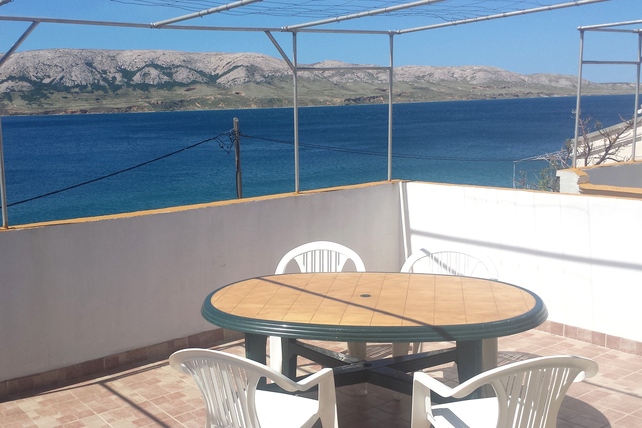 Two bedroom apartment near beach Metajna (Pag) (A-6352-a)