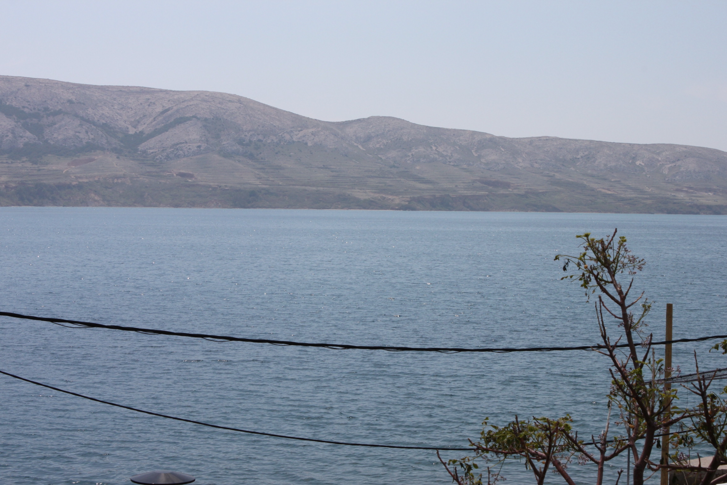 Two bedroom apartment near beach Metajna, Pag  A-b