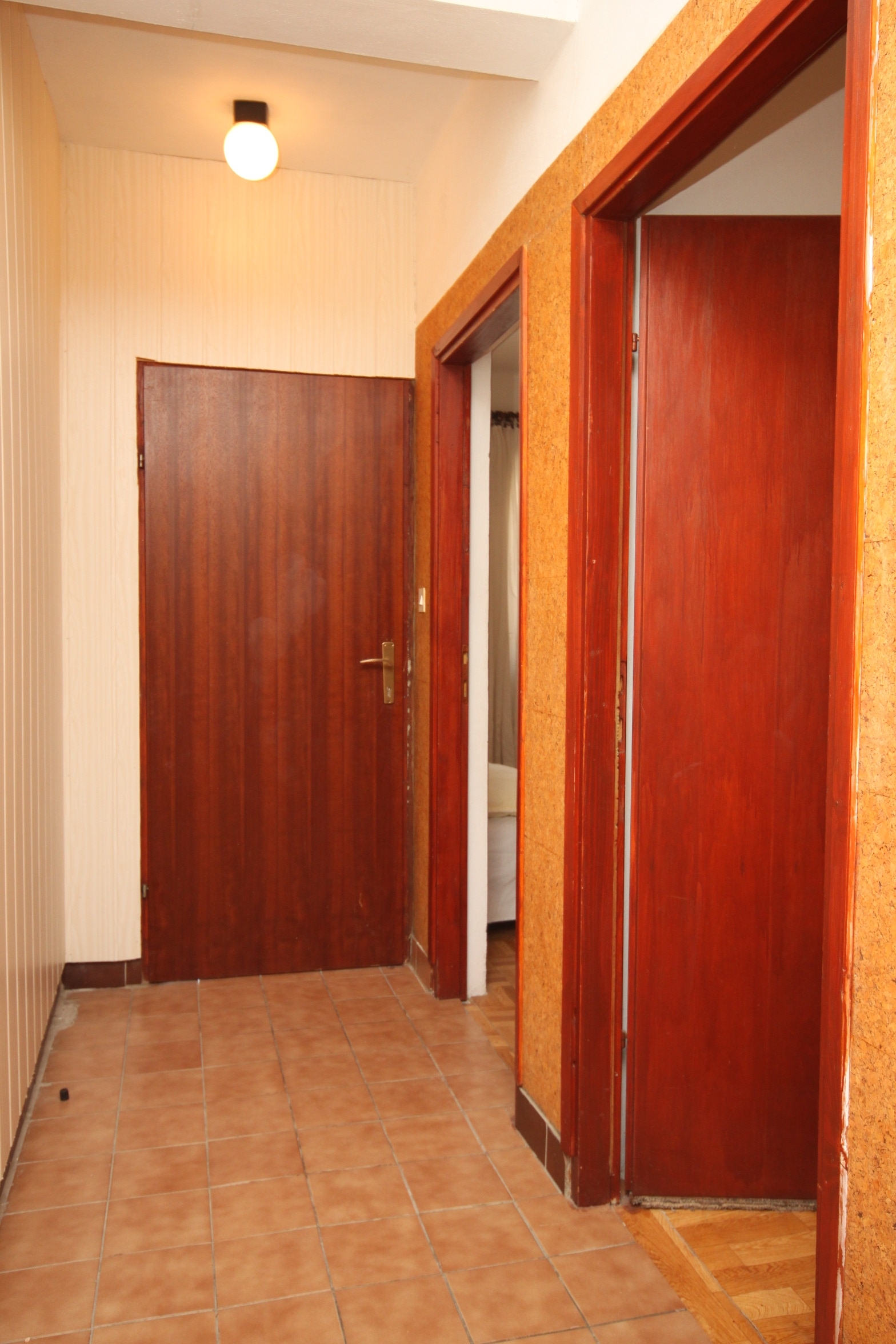Two bedroom apartment near beach Metajna, Pag  A-d