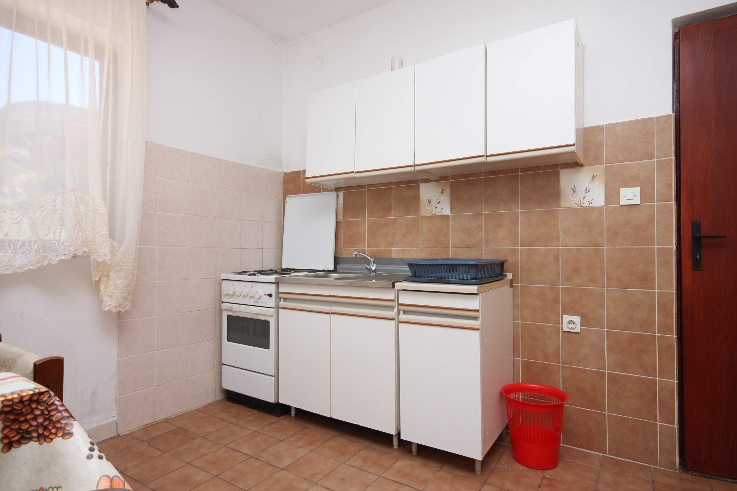 Two bedroom apartment near beach Metajna, Pag  A-d