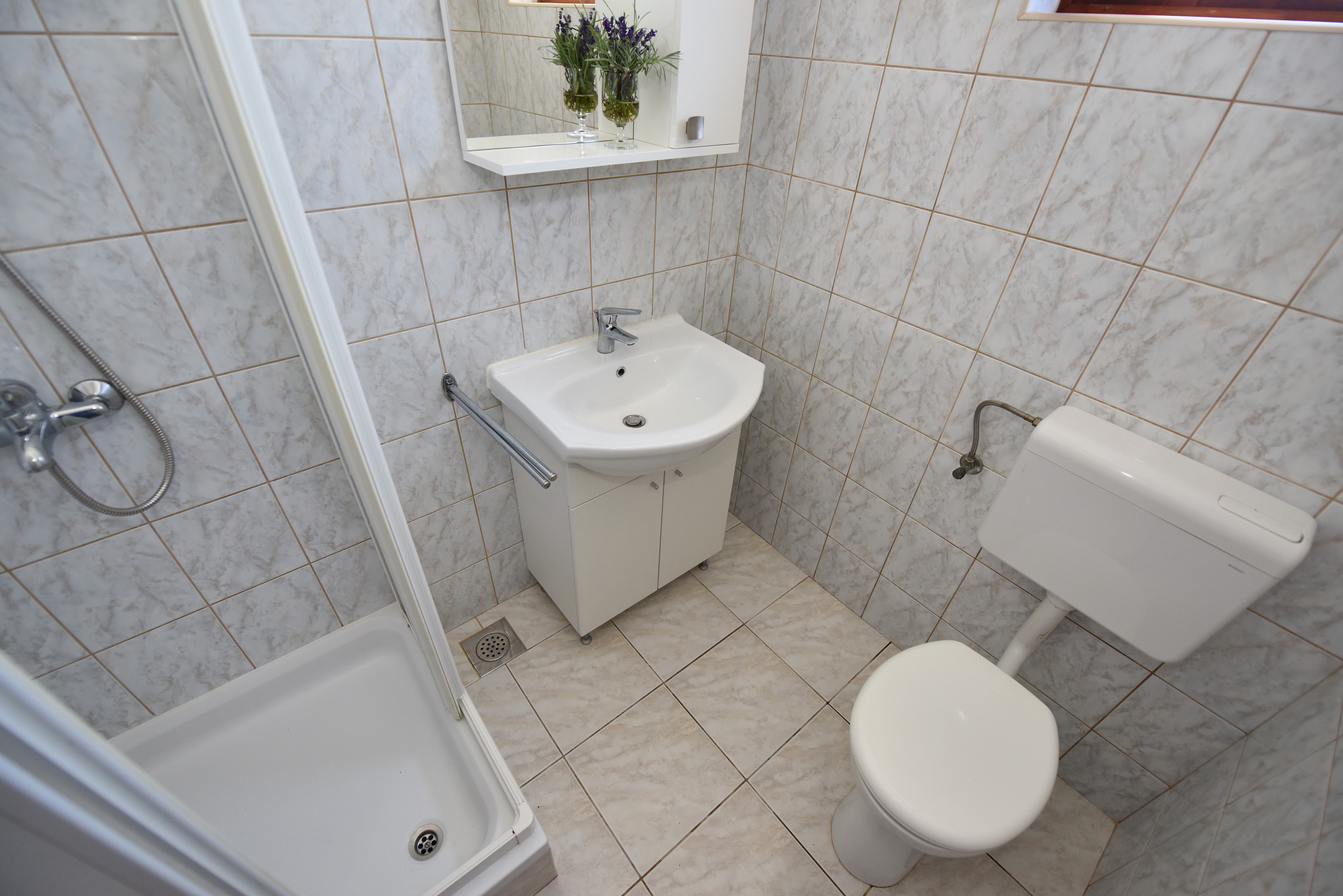 Two bedroom apartment near beach Kustići, Pag  A-a