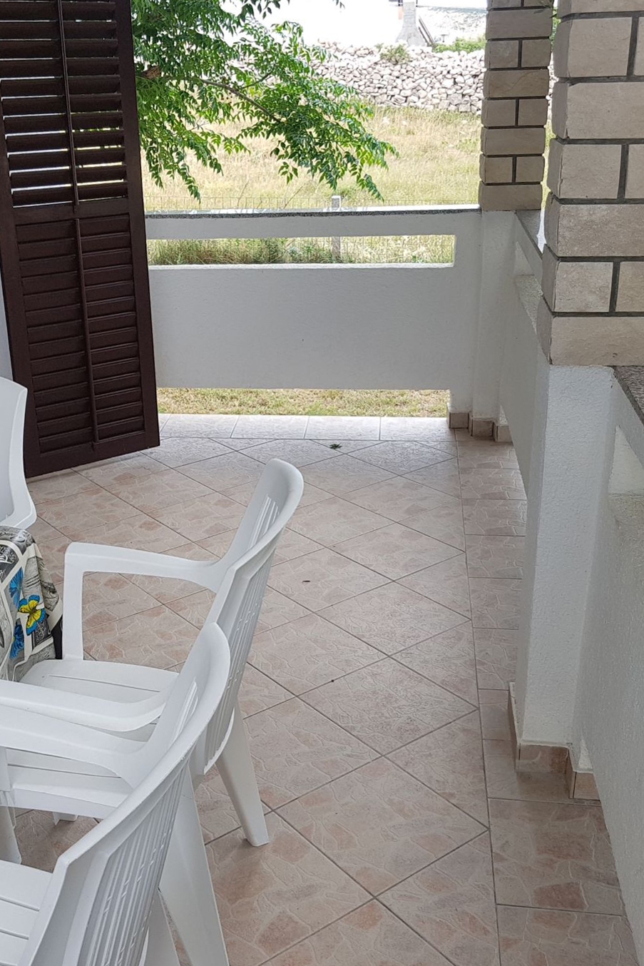 Two bedroom apartment near beach Kustići, Pag  A-c