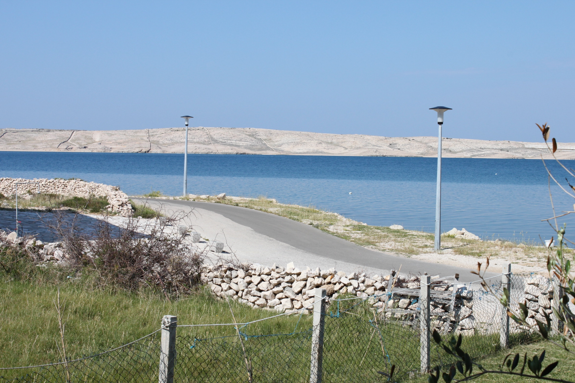 Two bedroom apartment near beach Kustići, Pag  A-c