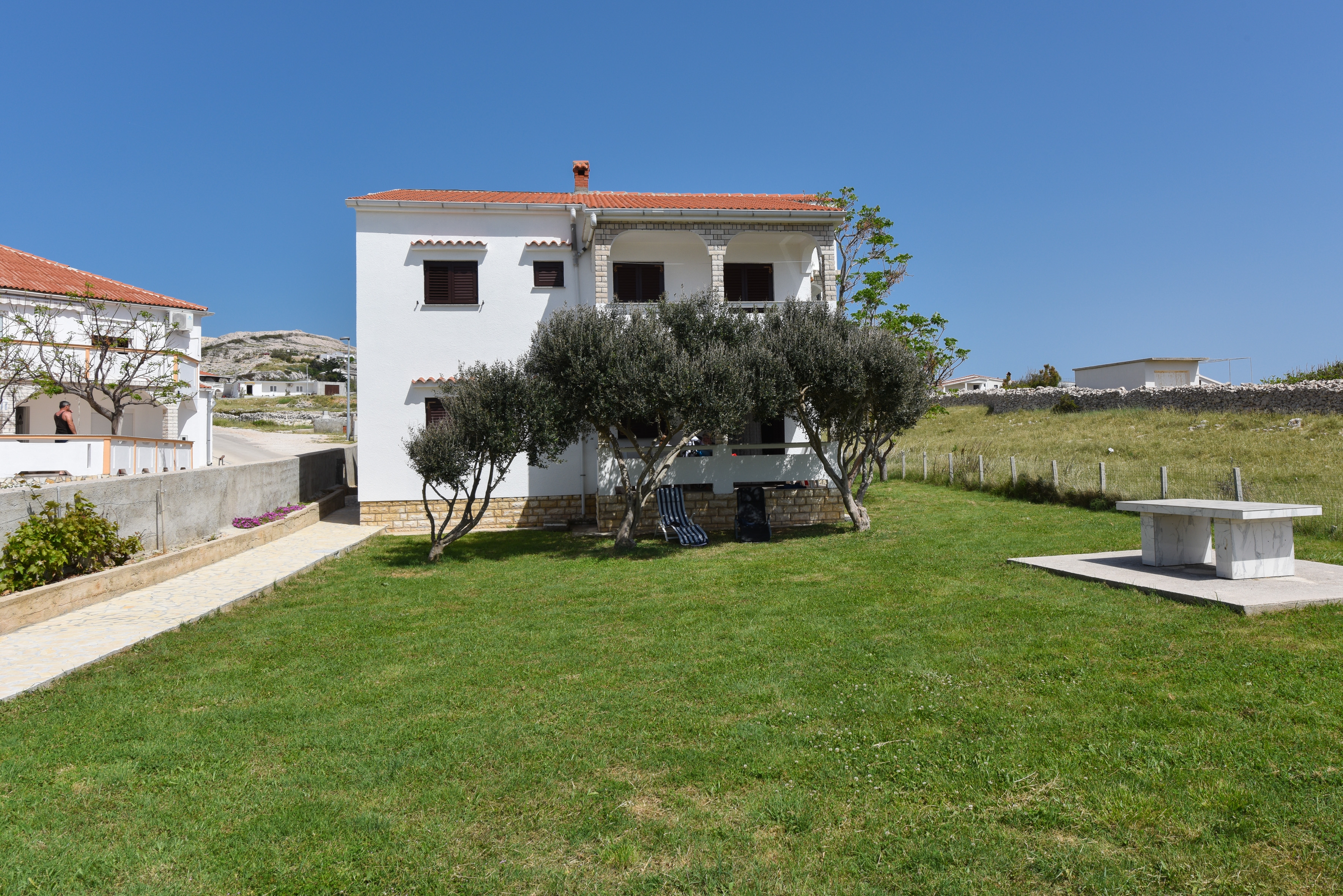 One bedroom apartment near beach Kustići, Pag (A-6353-b)