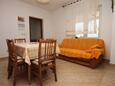 Столовая Kustići, Столовая в размещении типа apartment, WiFi.