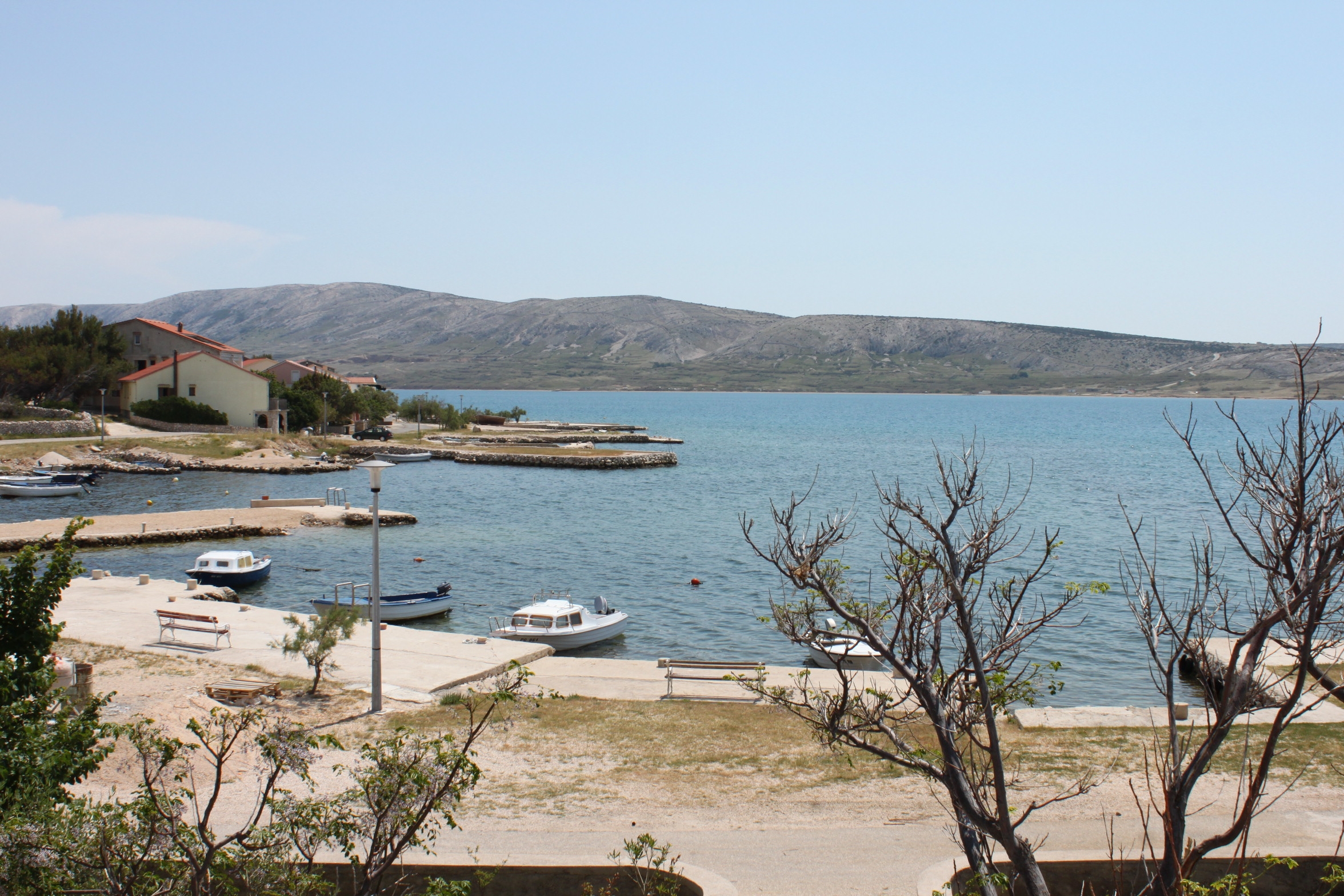 Two bedroom apartment near beach Kustići, Pag (A-6355-c) Two bedroom apartment near beach Kustići, Pag (A-6355-c)