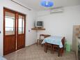 Sala da pranzo Vidalići, Sala da pranzo nell'alloggi del tipo apartment, condizionatore disponibile e WiFi.