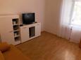 Obývací pokoj Dražica, Obývací pokoj v ubytování typu apartment, domácí mazlíčci povoleni a WiFi.