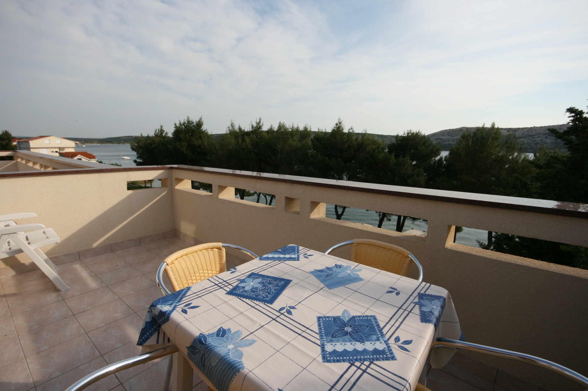 Two bedroom apartment near beach Stara Novalja (Pag) (A-6375-f) Two bedroom apartment near beach Stara Novalja (Pag) (A-6375-f)