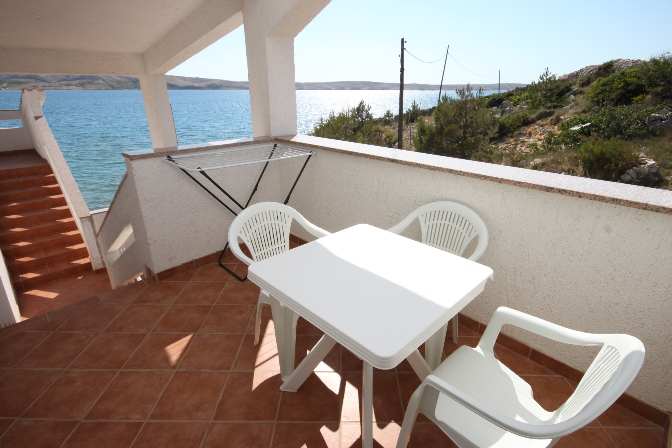One bedroom apartment near beach Kustići, Pag (A-6376-d)