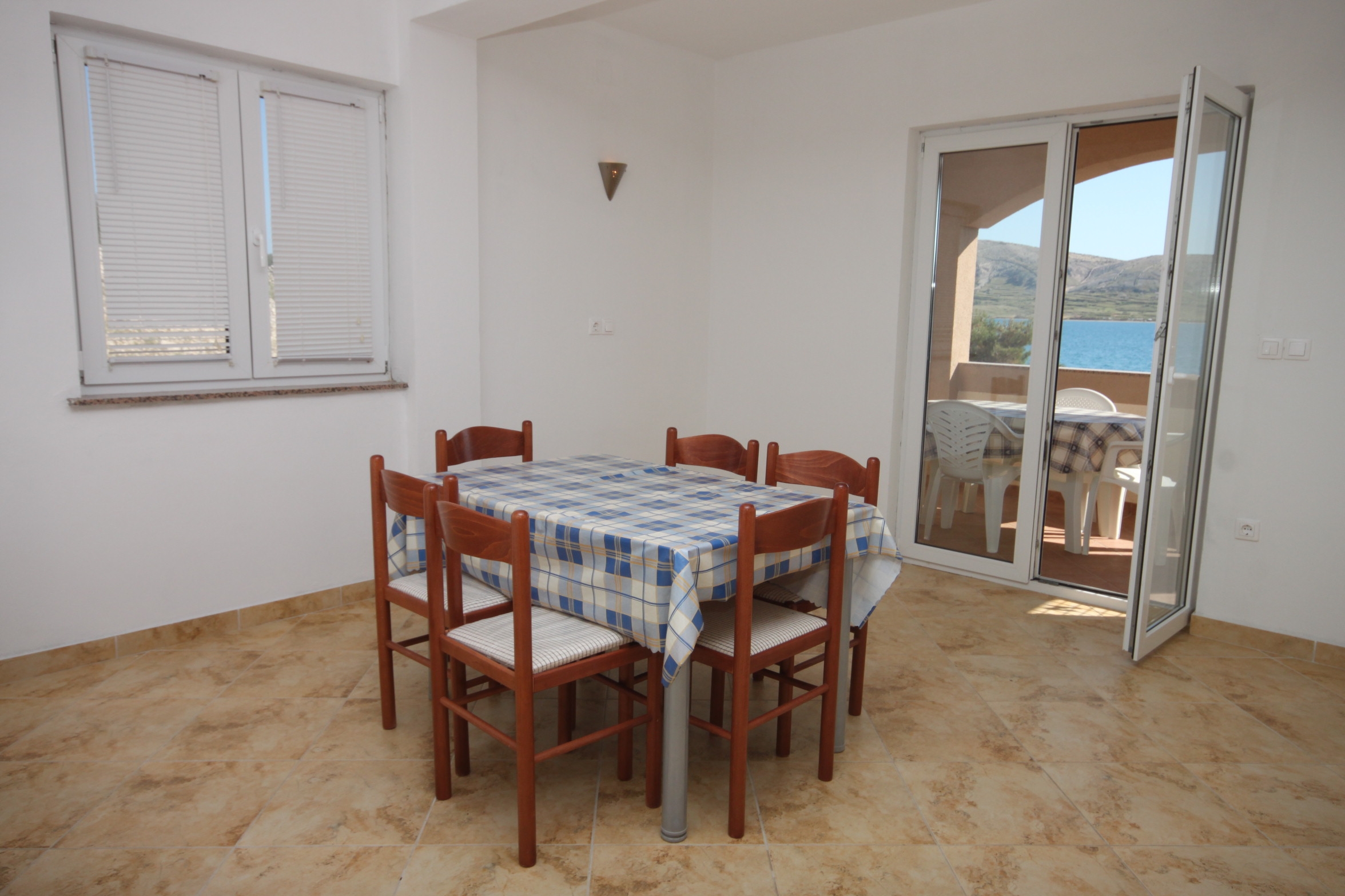 Two bedroom apartment near beach Kustići, Pag (A-6376-e)